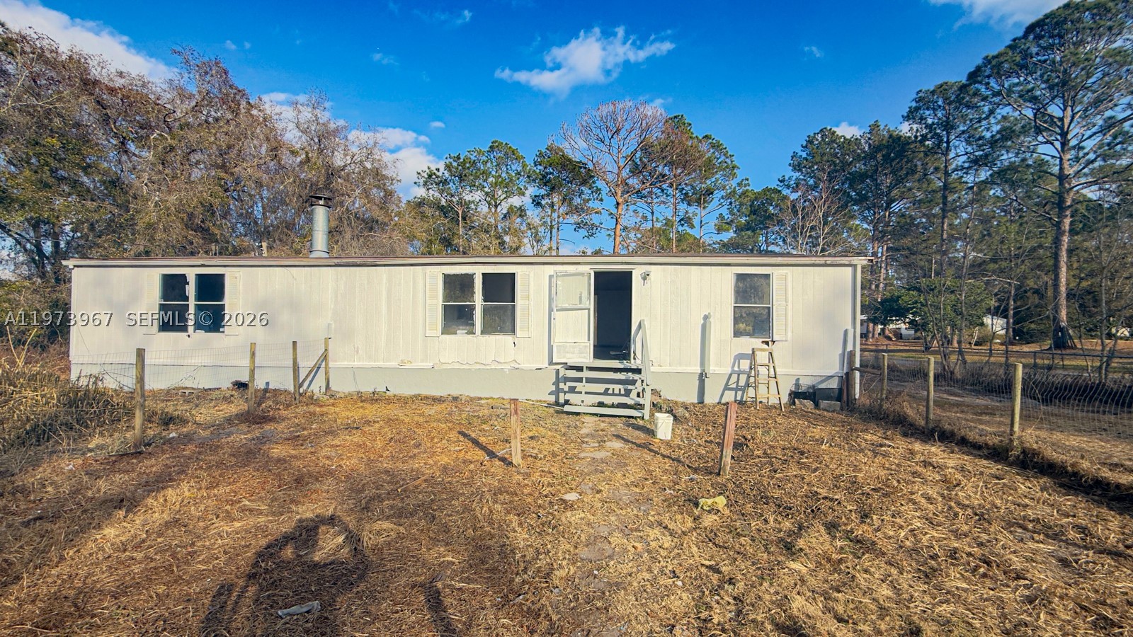 124 Cypress Dr — photo