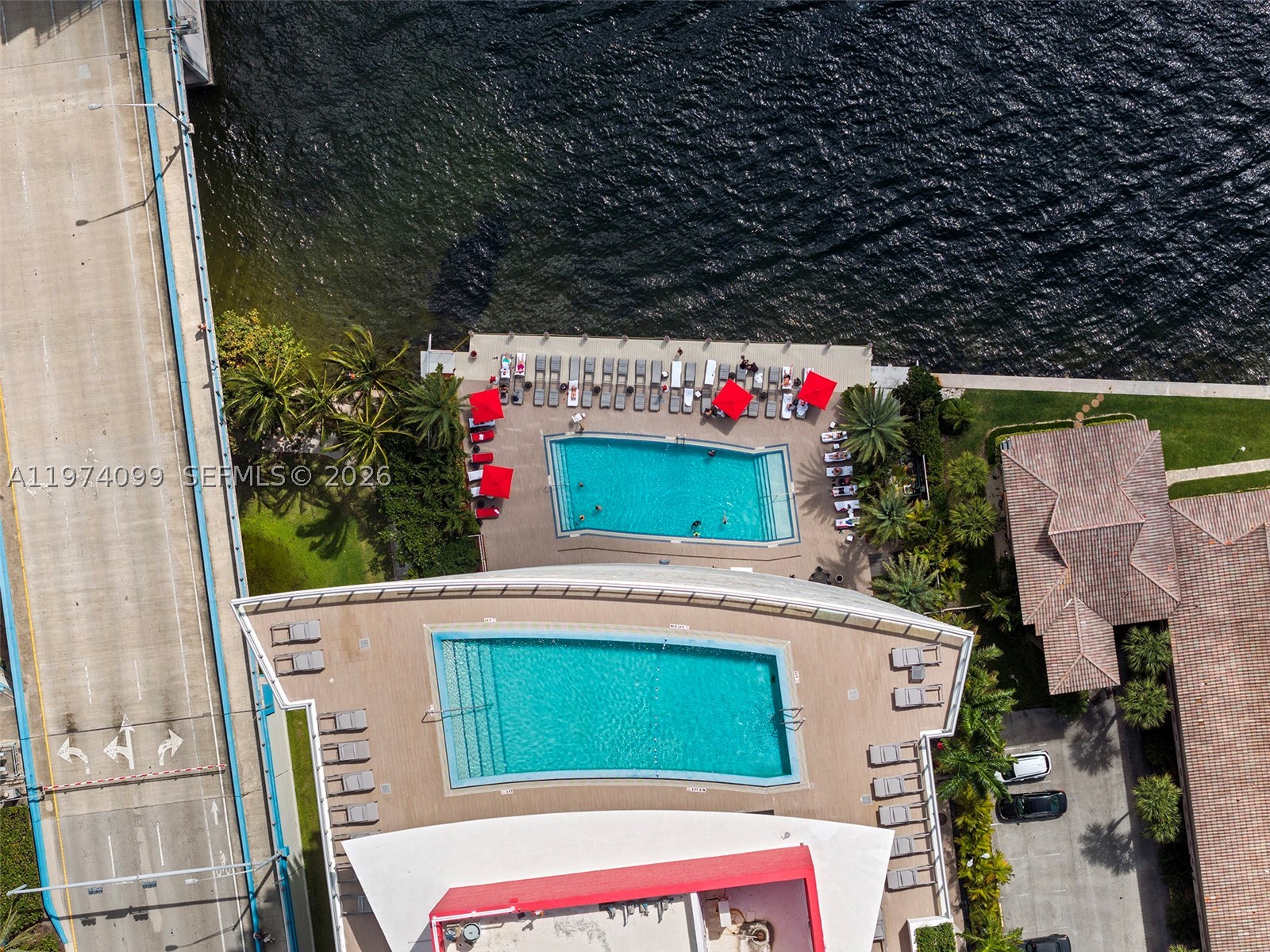 2602 E Hallandale Beach Blvd Unit R2806 — photo