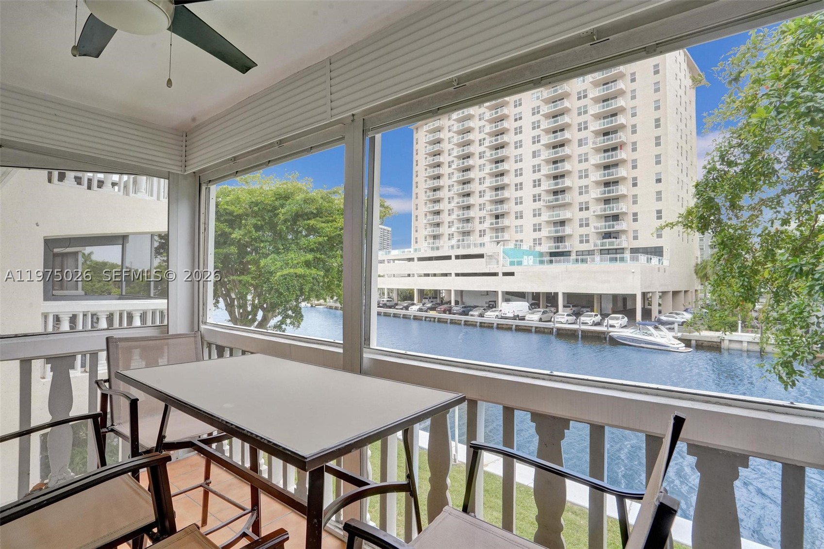 450 Paradise Isle Blvd 204 — photo
