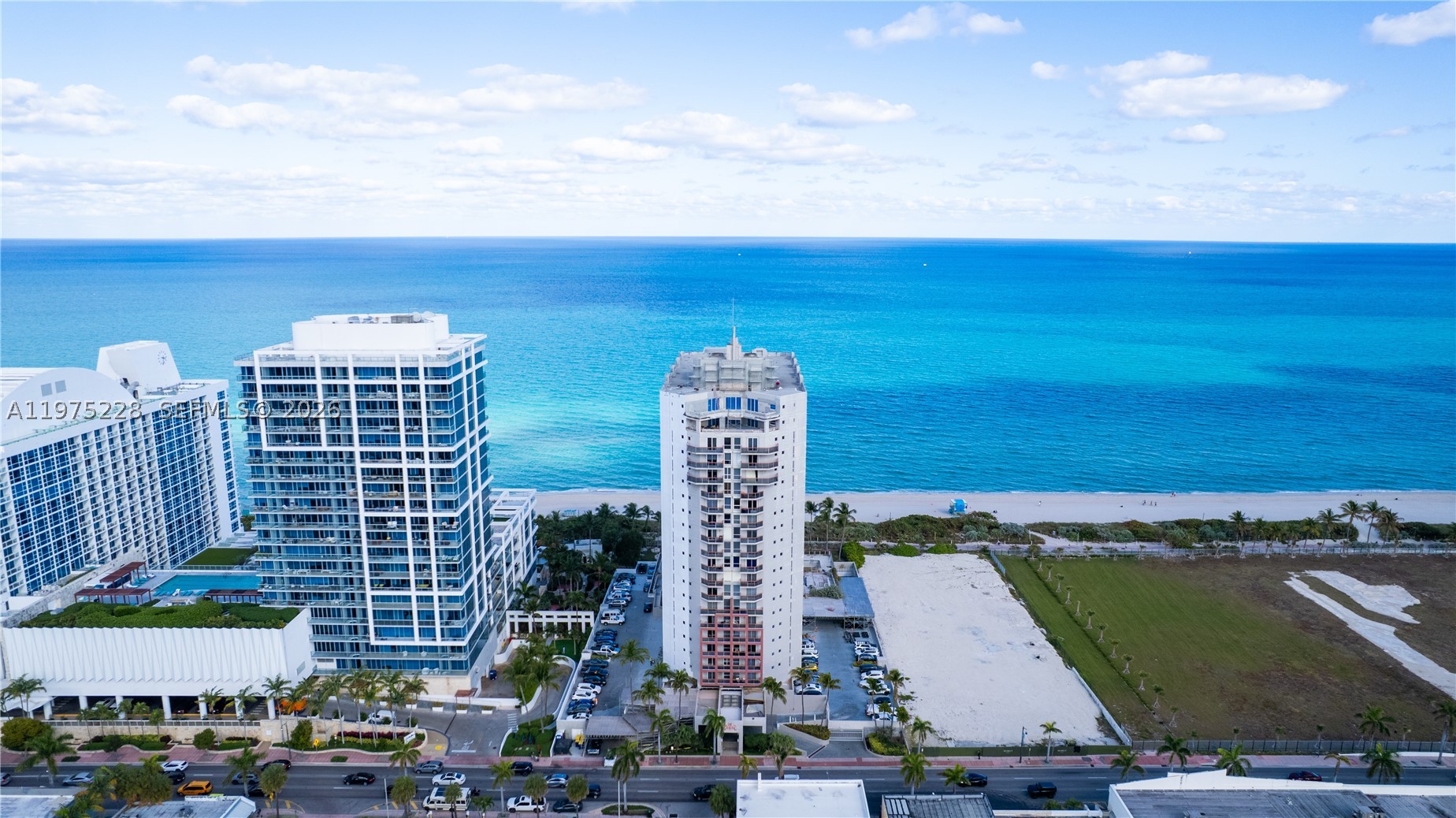 6767 Collins Ave 706 — photo