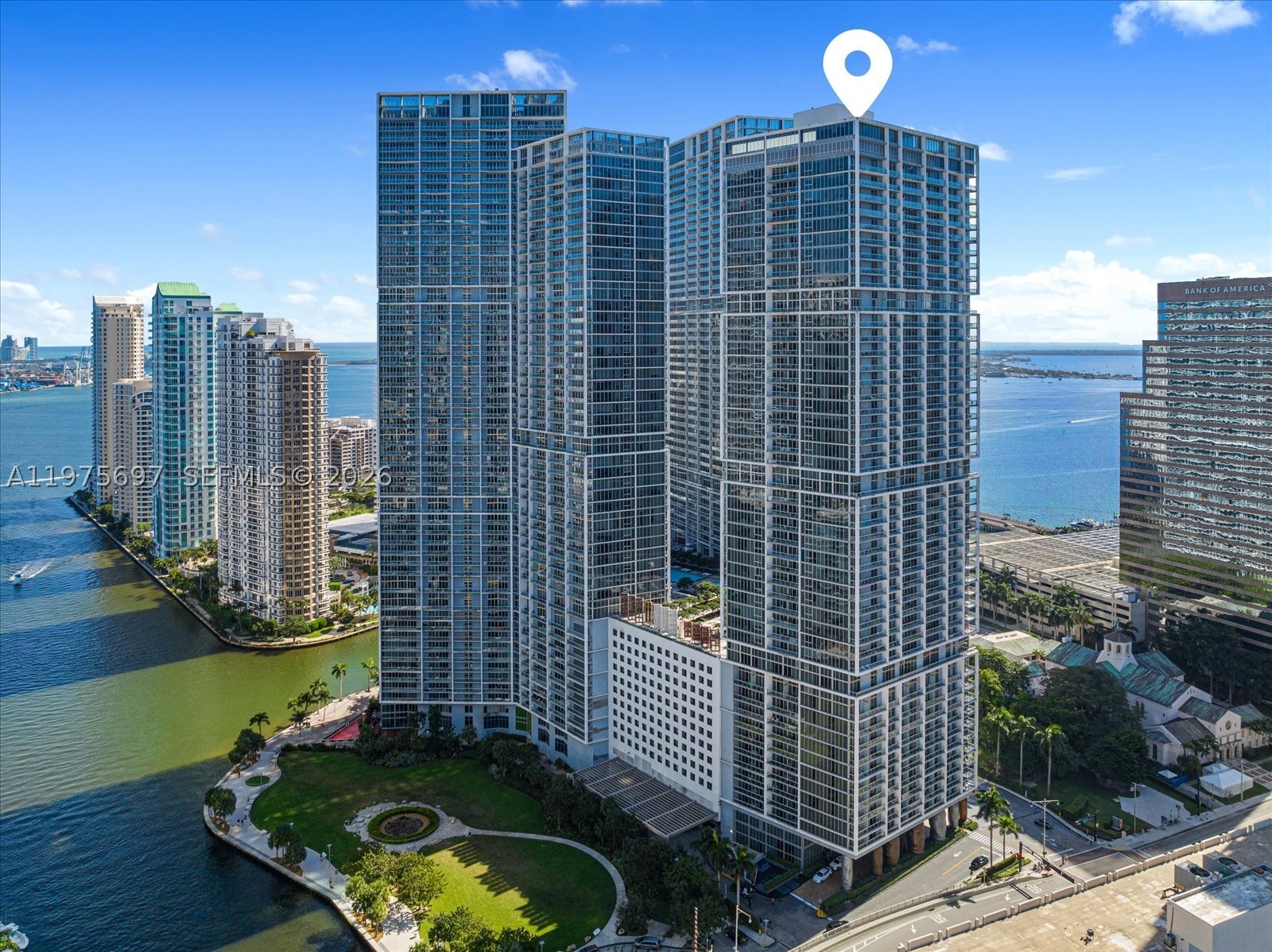 485 Brickell Ave 1807 — photo
