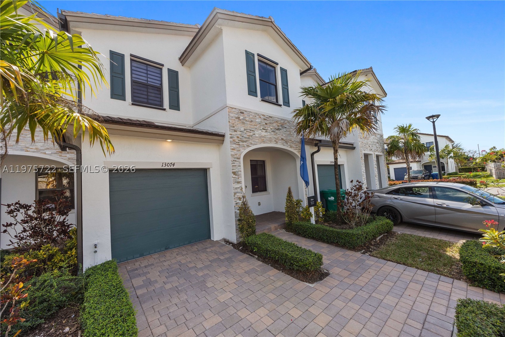13074 SW 233rd Ter — photo