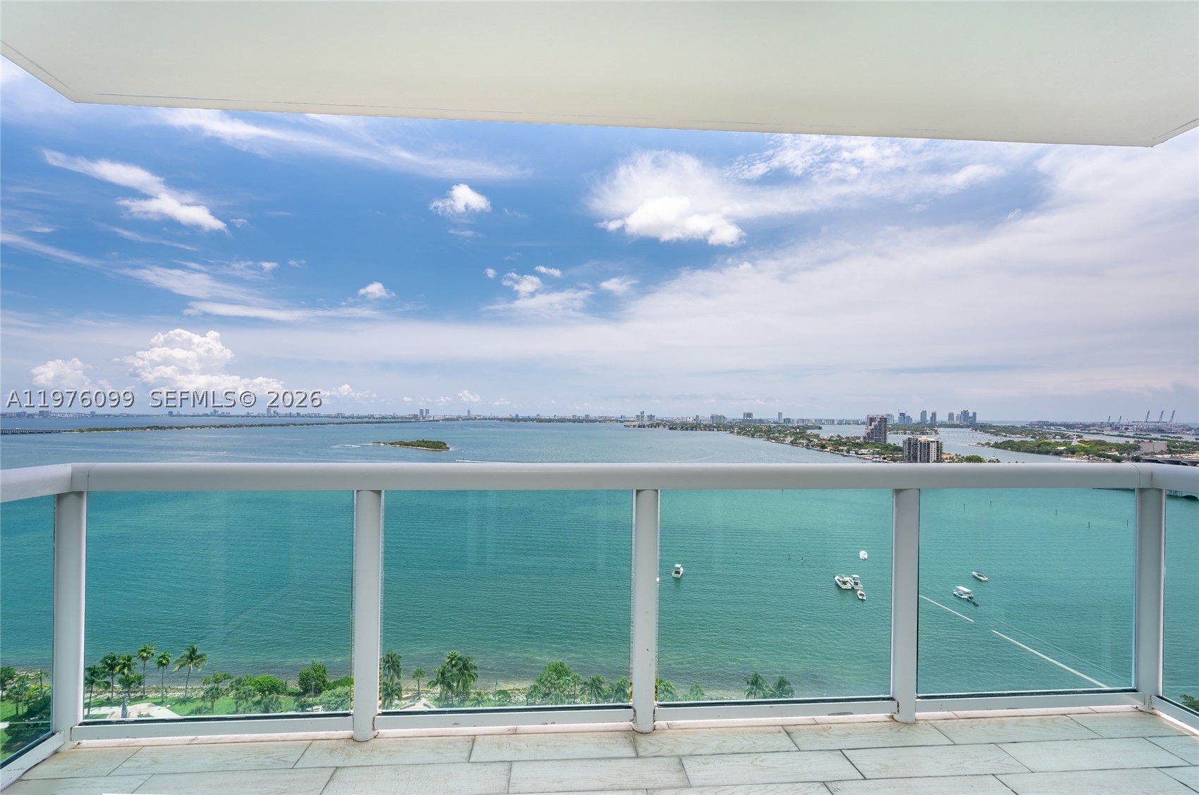 1800 N Bayshore Dr 2503 — photo
