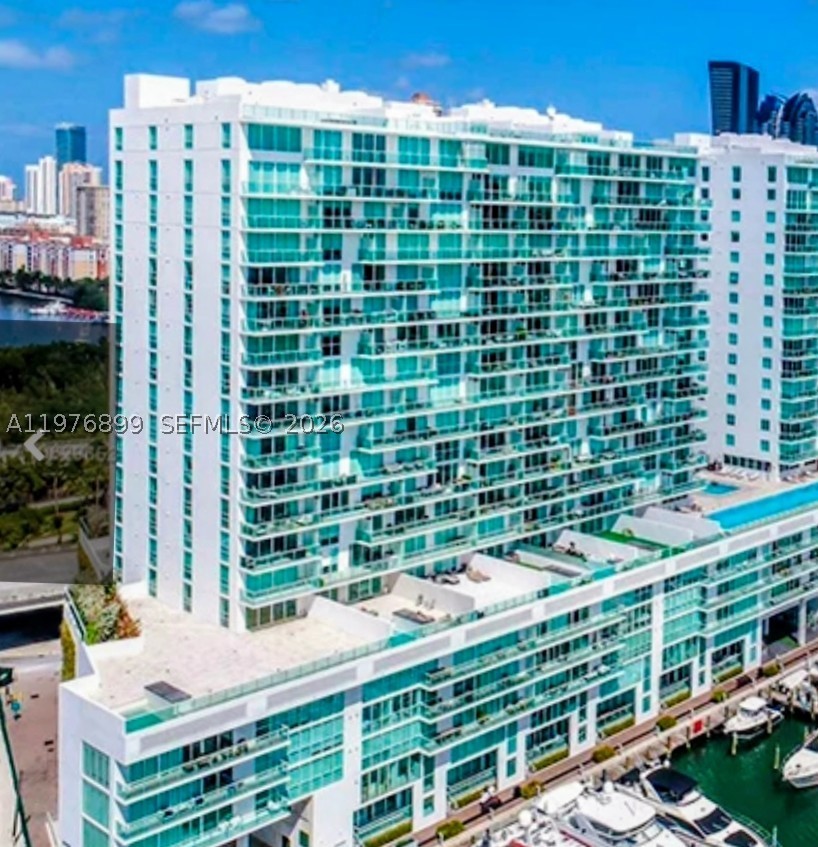 400 Sunny Isles Blvd Cu-4 — photo