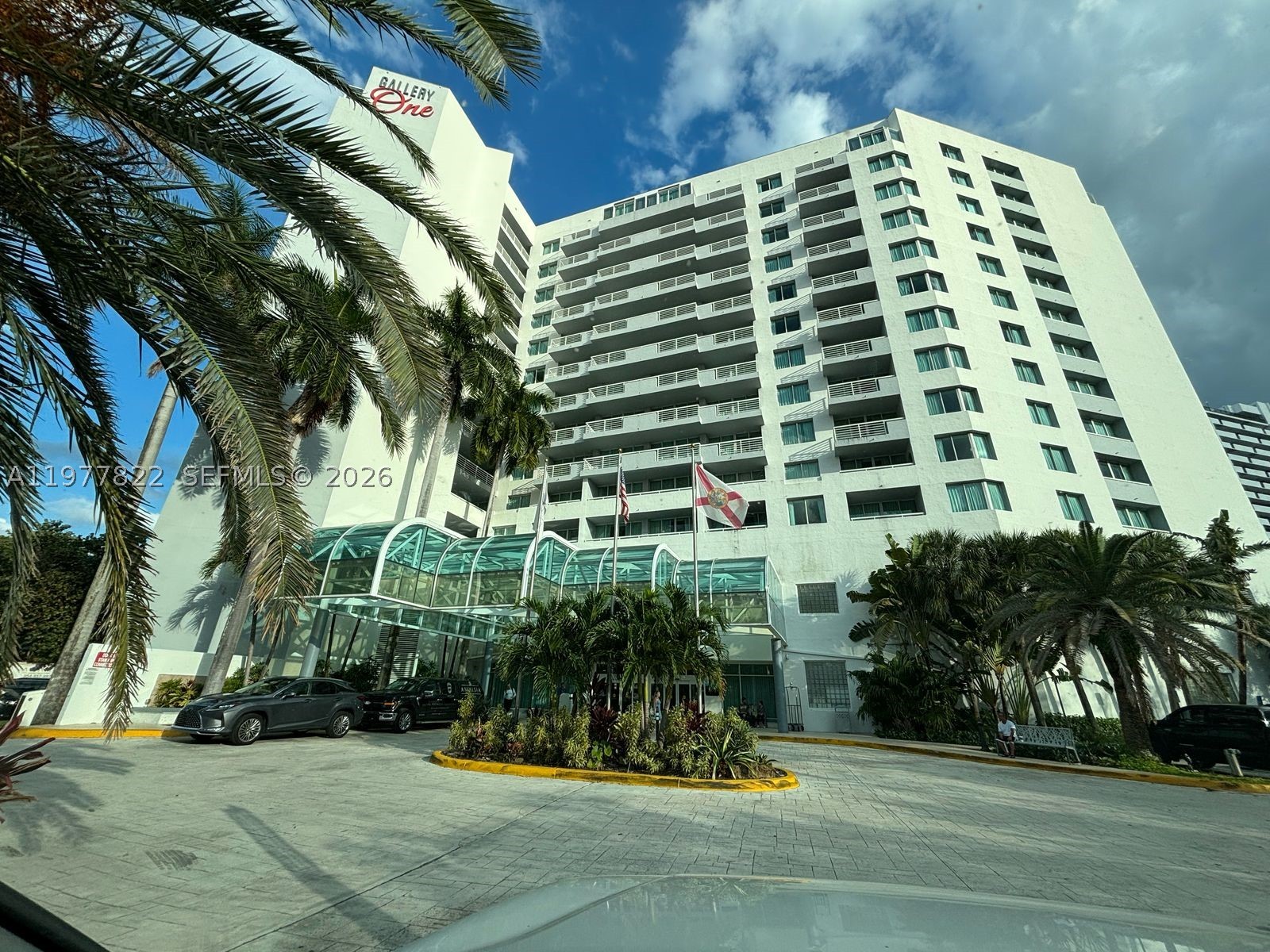 2670 E Sunrise Blvd 302 — photo
