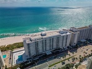 5601 Collins Ave 505 — photo