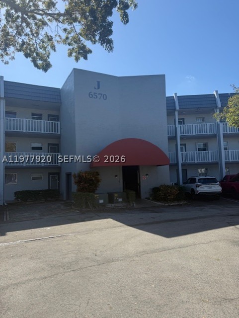 6570 Royal Palm Blvd 215J — photo