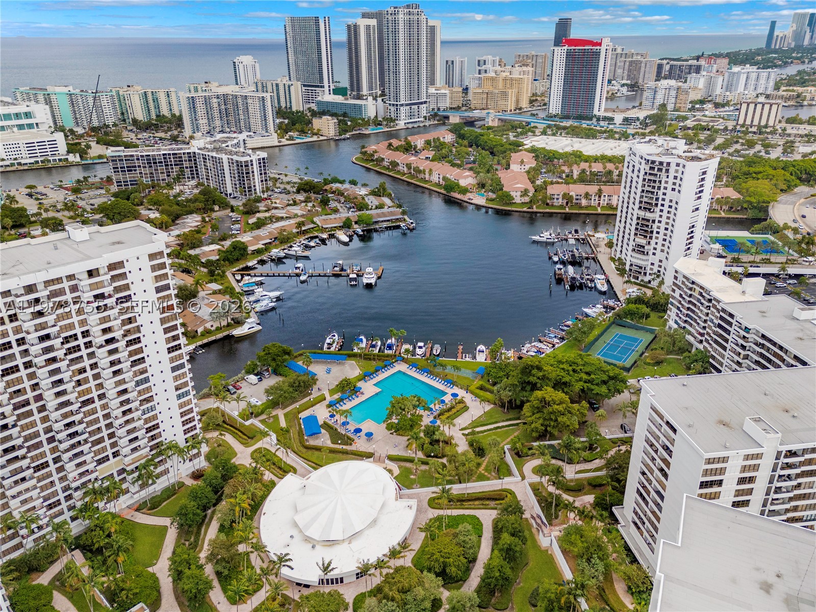 600 Three Islands Blvd 612 — photo