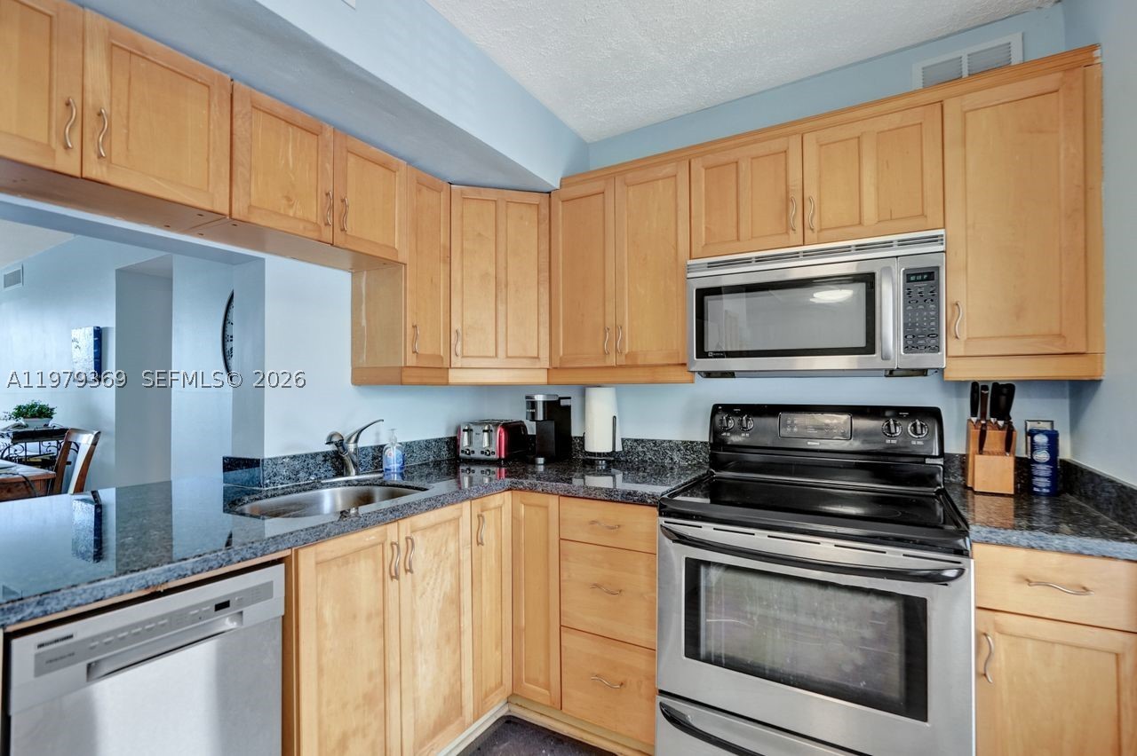 2651 S Course Dr 203 — photo