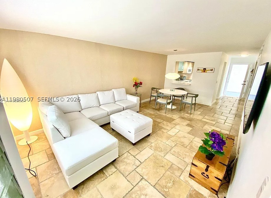 240 Galen Dr 314 — photo