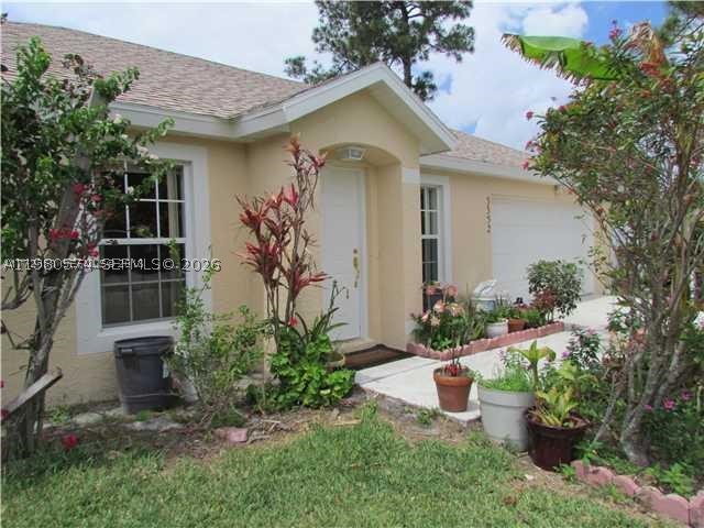 3352 SW Himango St — photo