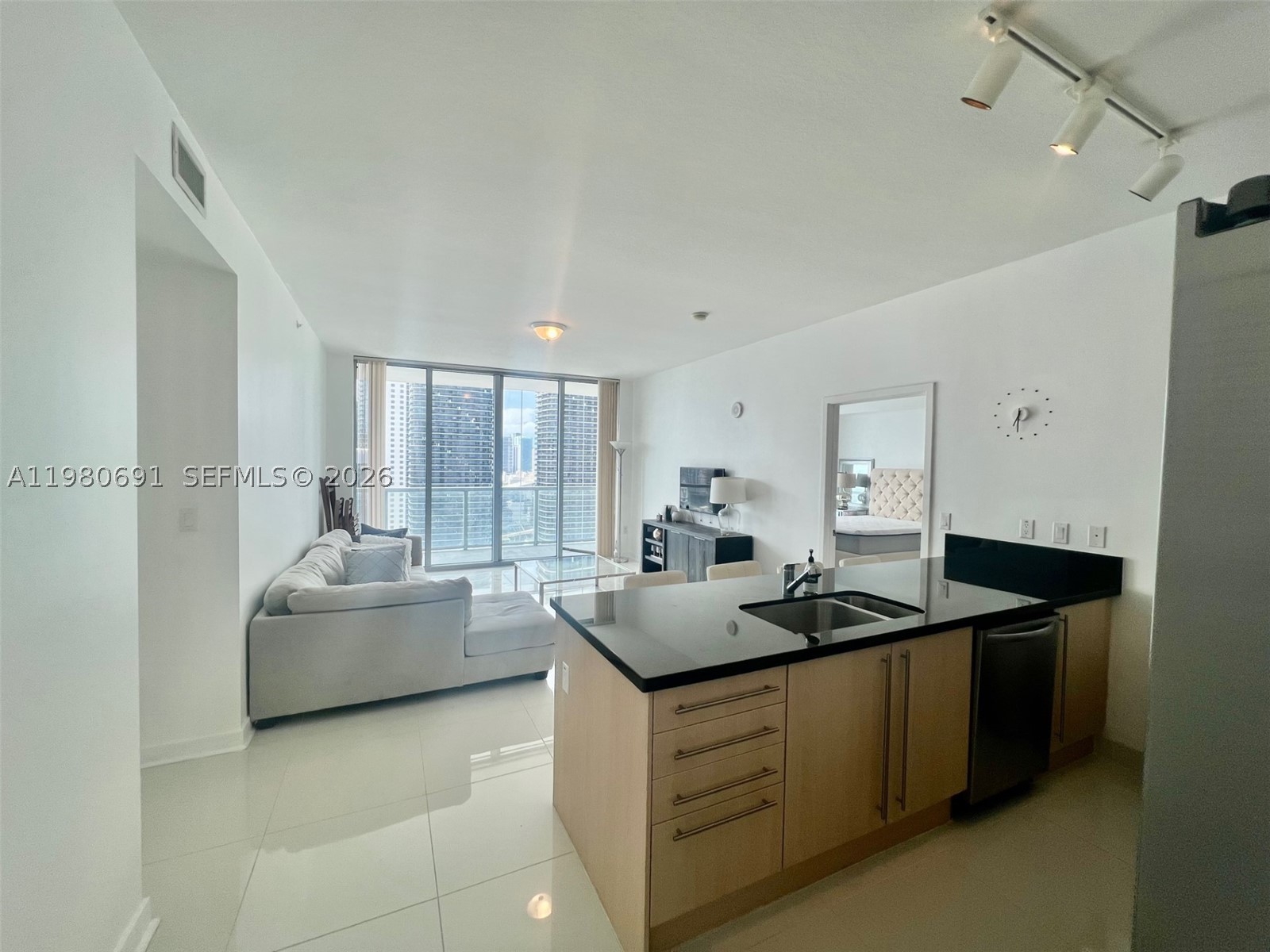 1111 SW 1st Ave 3223 — photo