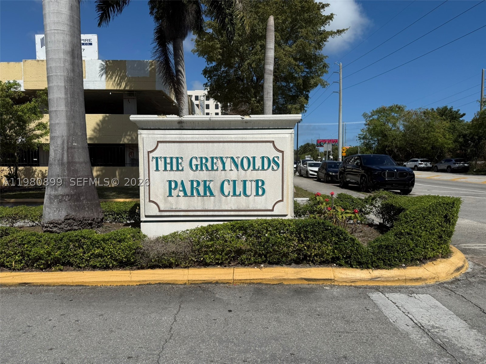 17890 W Dixie Hwy 106 — photo