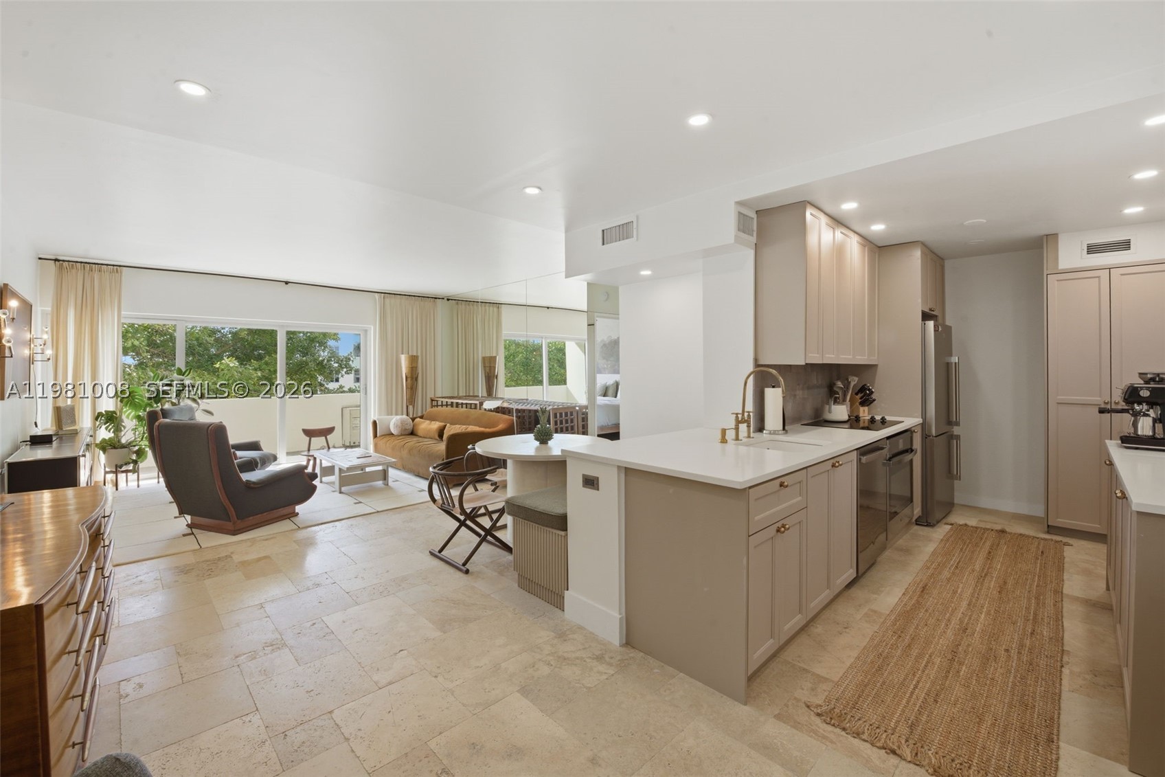 3 Island Ave 06K — photo