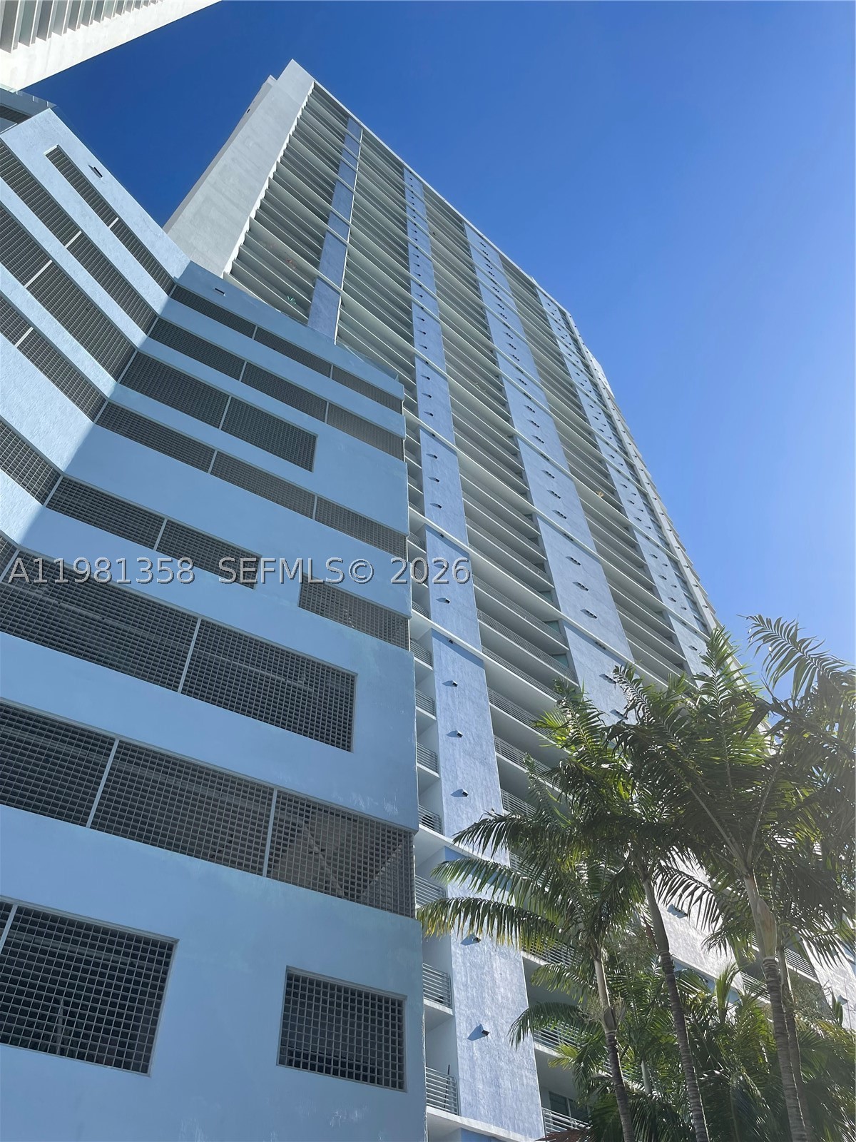 335 S Biscayne Blvd 3610 — photo