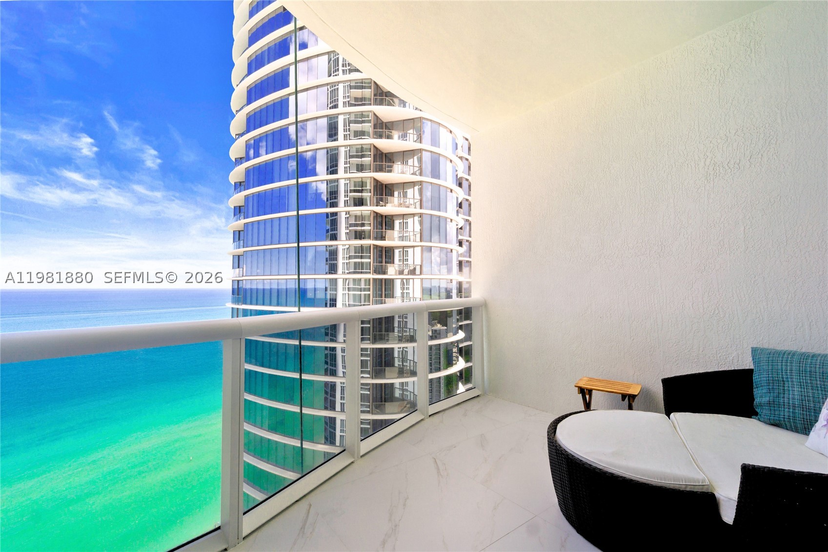 15811 Collins Ave 2606 — photo