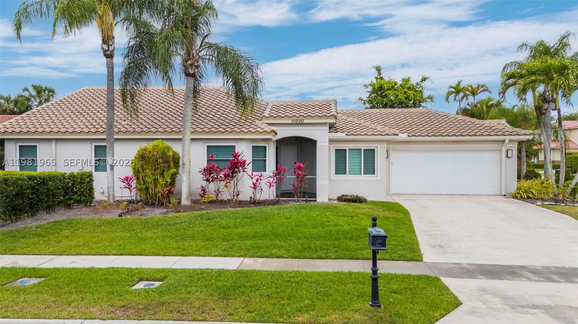 11030 Harbour Springs Cir — photo