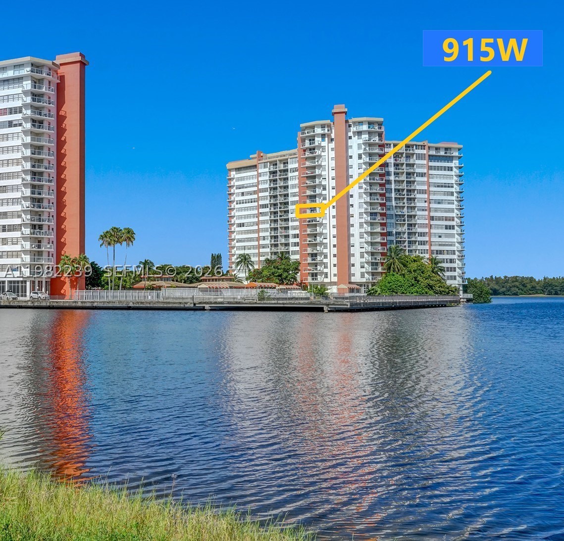 1301 NE Miami Gardens Dr 915W — photo