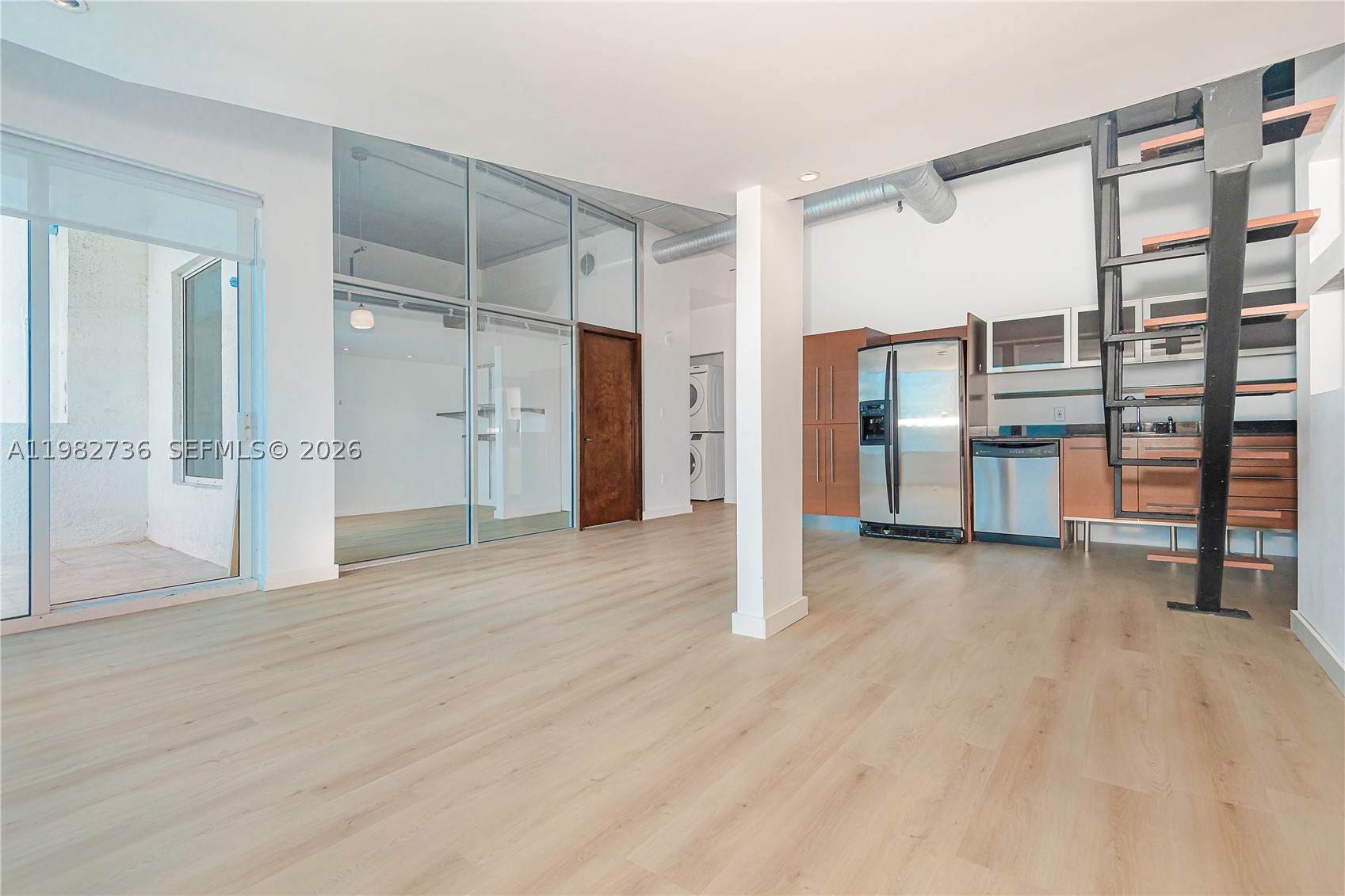 10 SW South River Dr 607 — photo