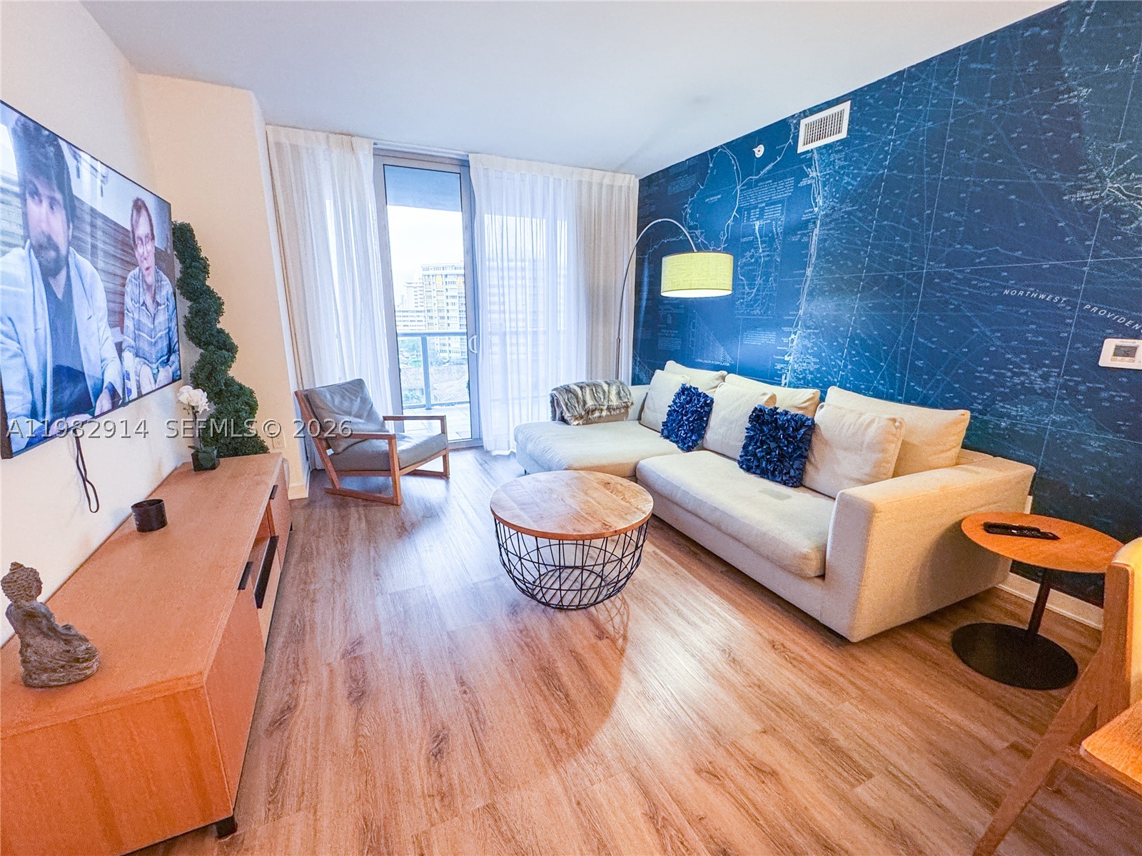 2602 E Hallandale Beach Blvd R805 — photo