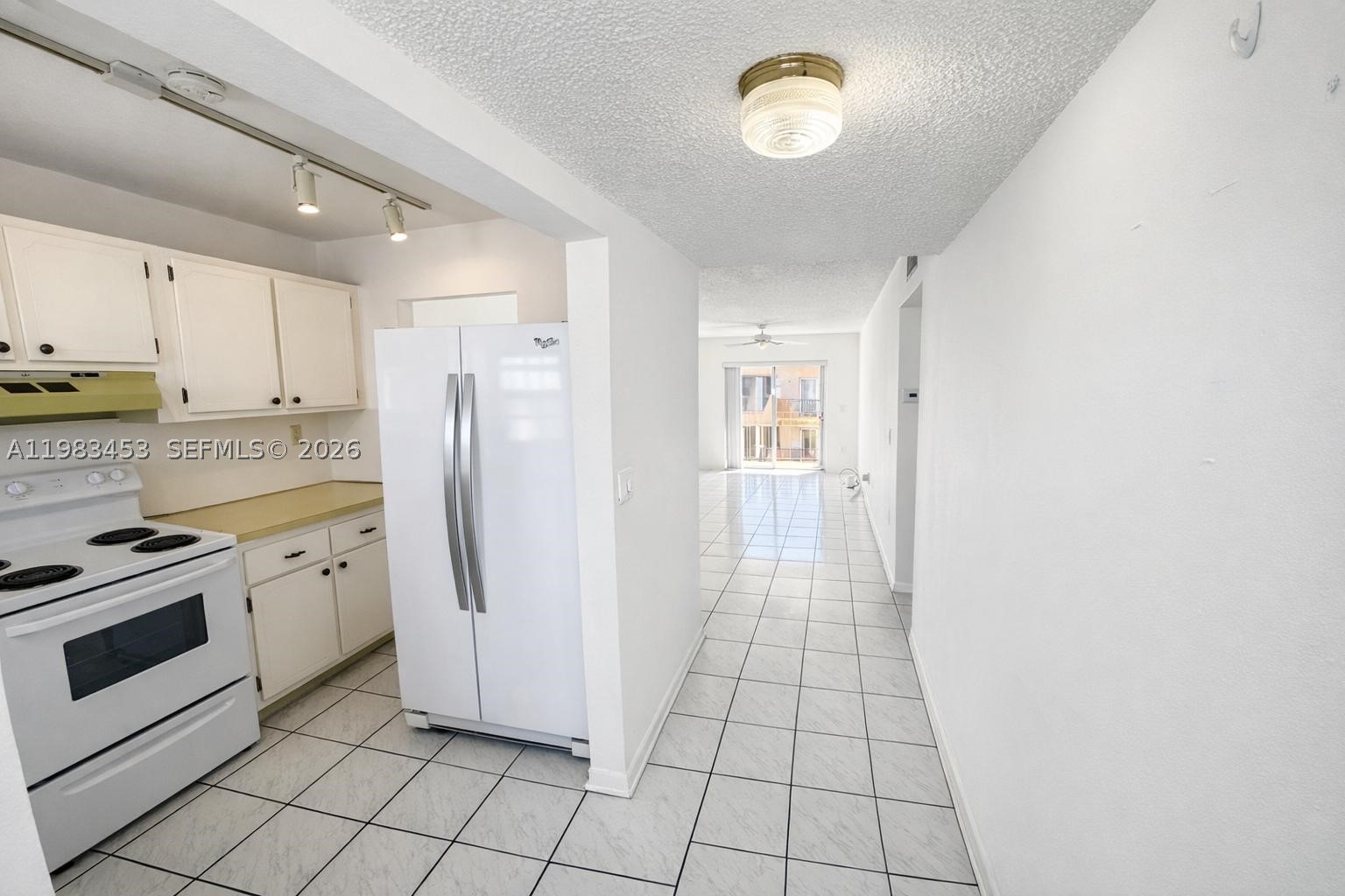 1630 W 46th Street #514B, Hialeah, FL 33012 — photo 3