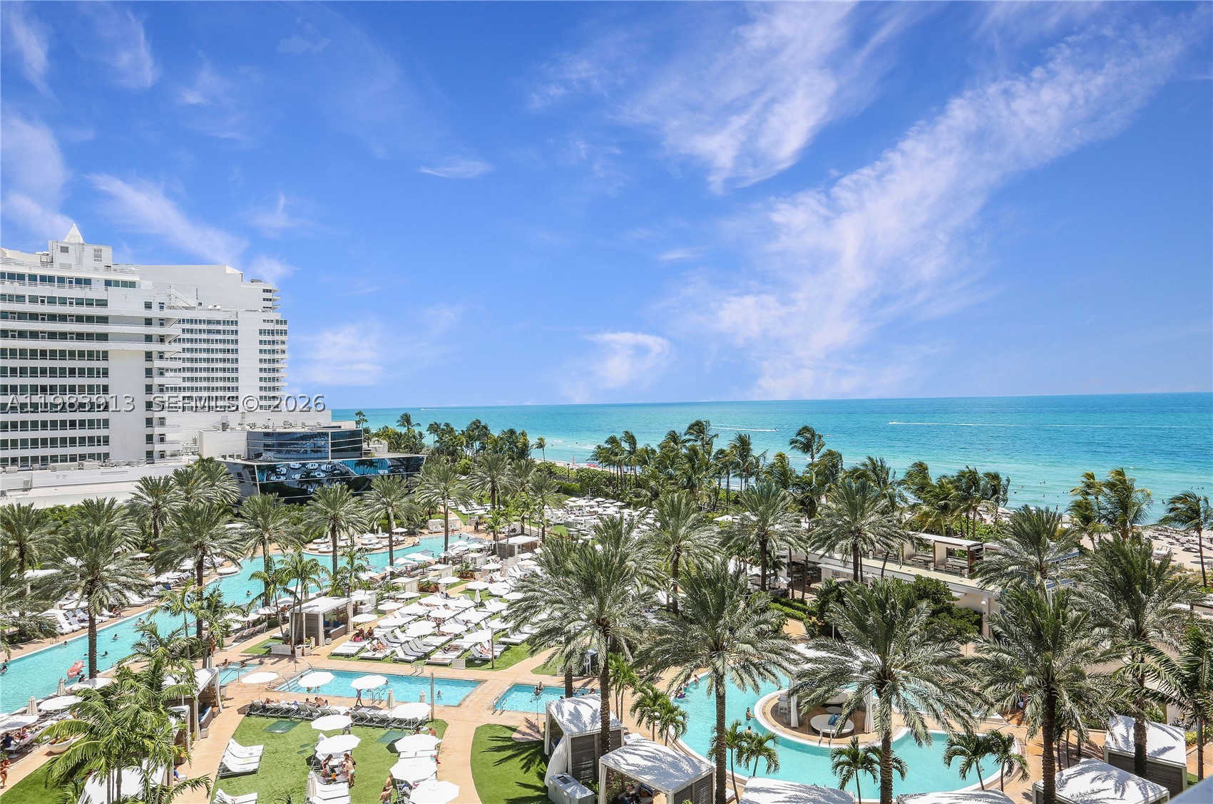4391 Collins Ave 605 — photo