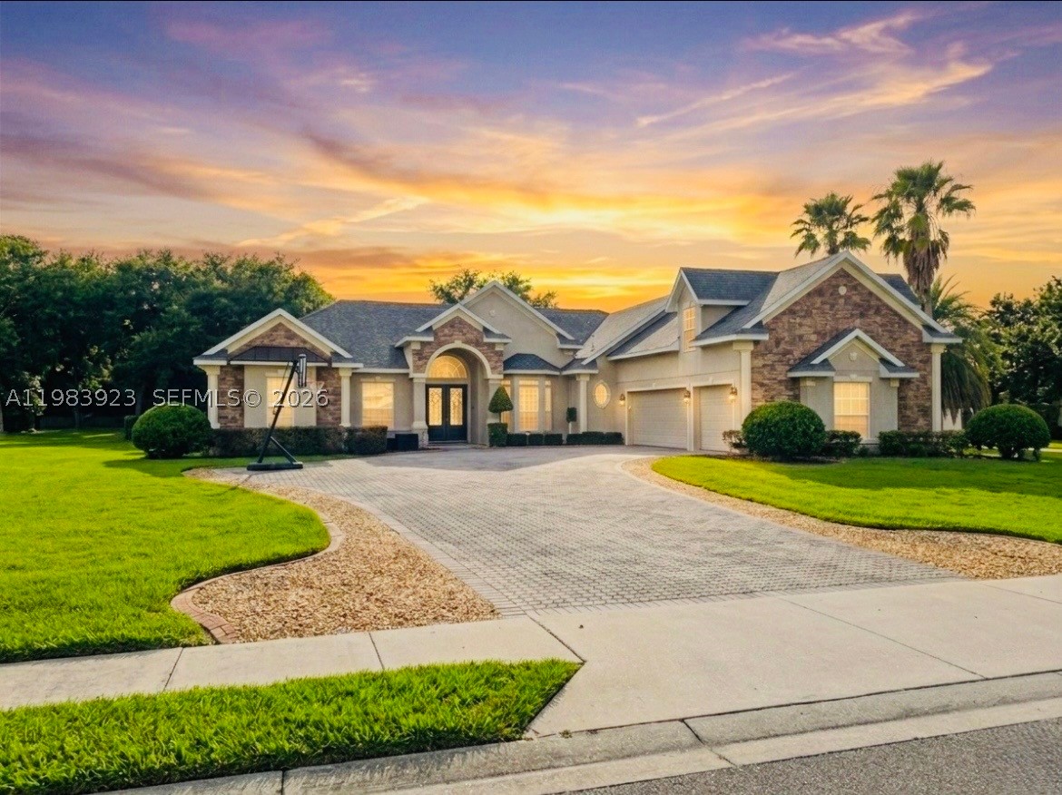 330 Glen Club Dr. — photo