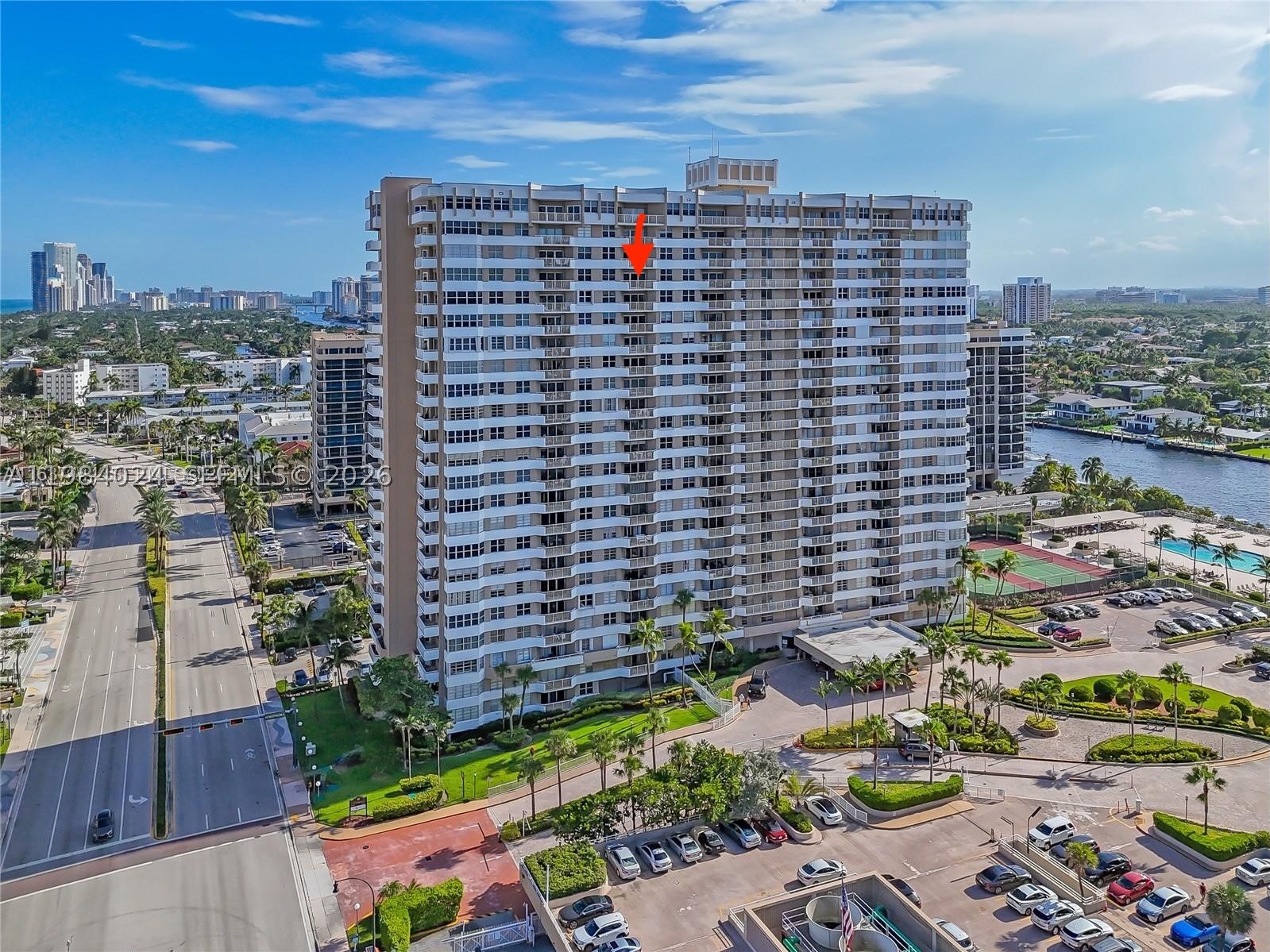 1985 S Ocean Dr 21K — photo