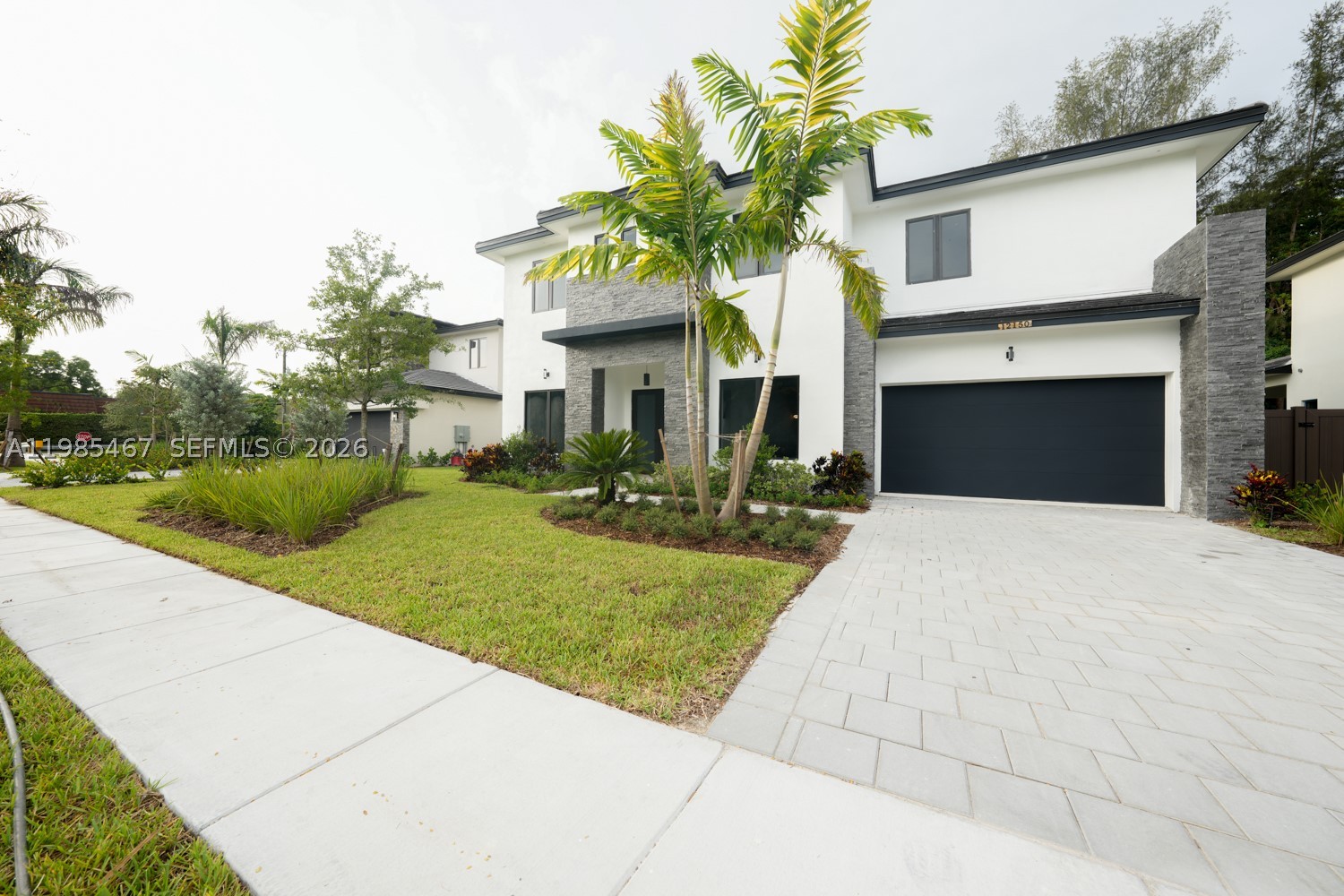 13004 Davie Oaks Dr — photo