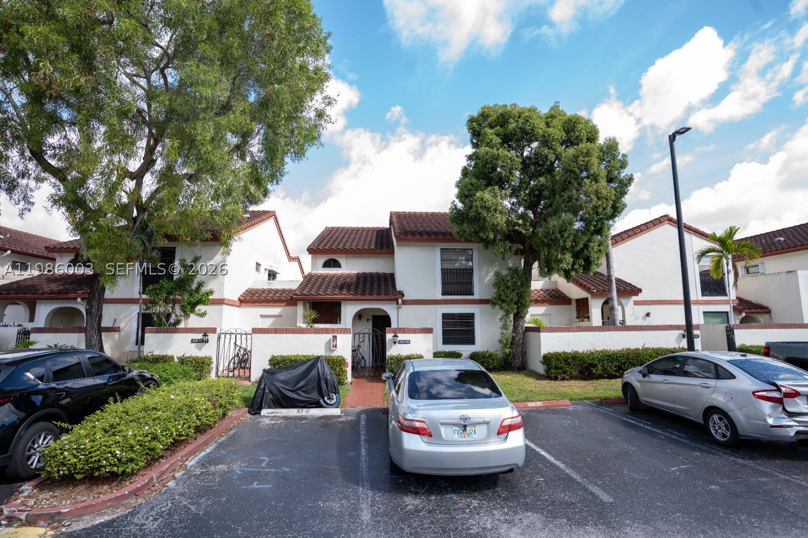 333 Ives Dairy Rd a33306 — photo