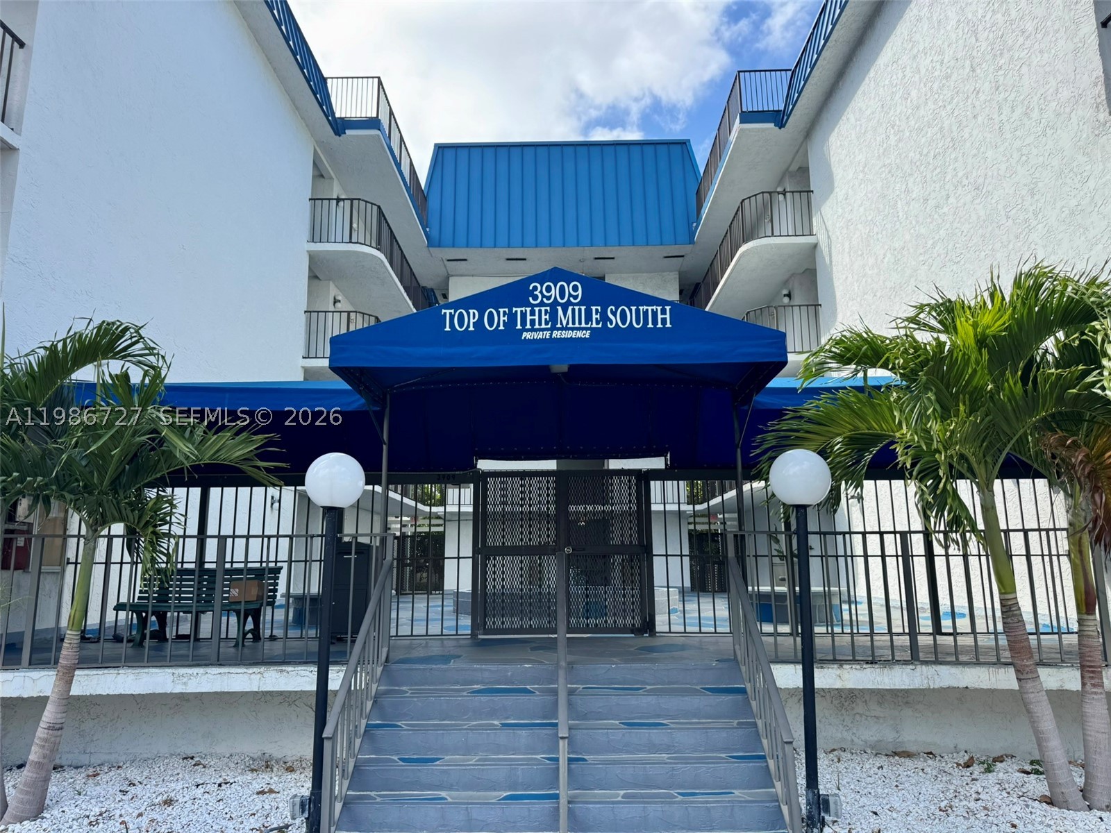 3909 N Ocean Blvd 208 — photo
