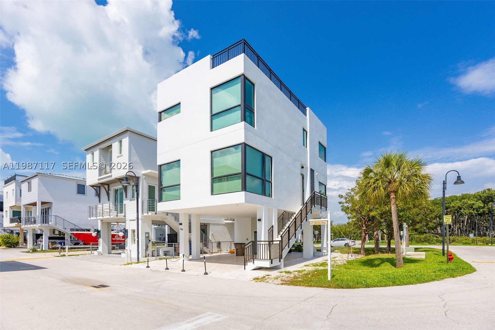 94825 Overseas Hwy 209 — photo