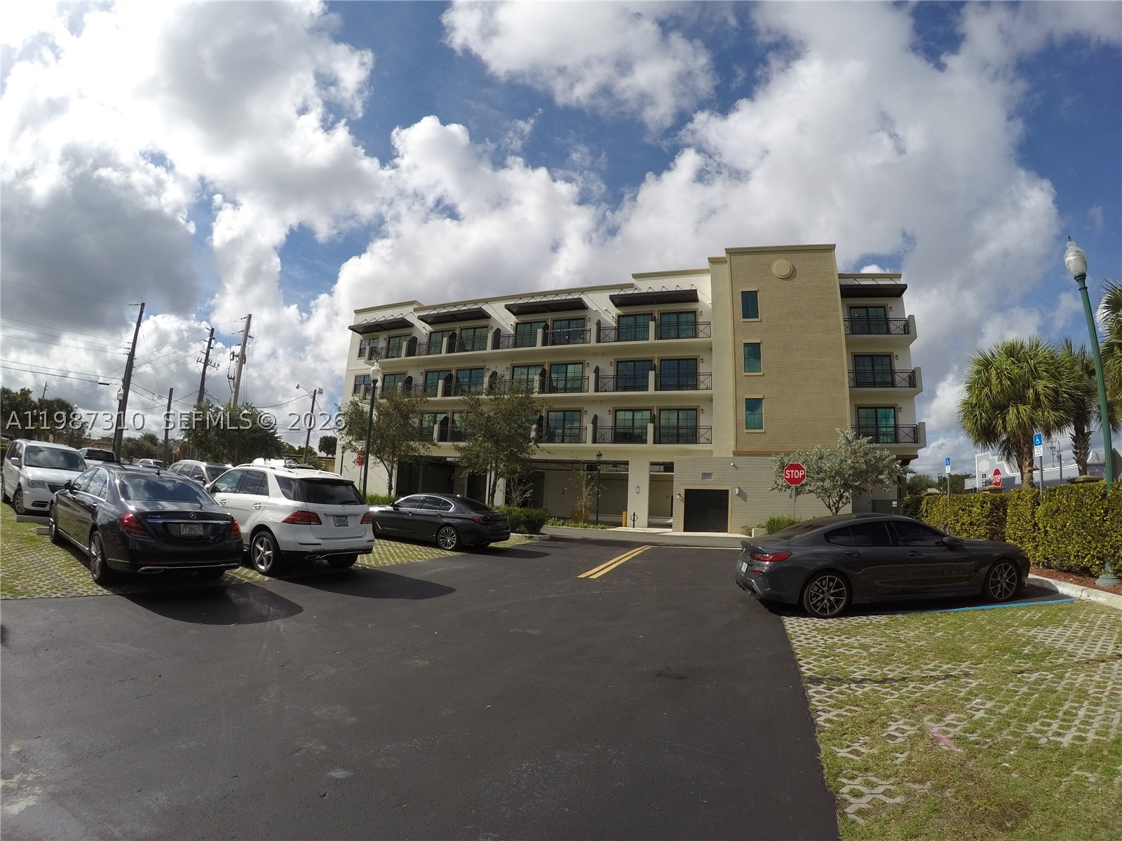 4100 SW 64th Ave 409 — photo
