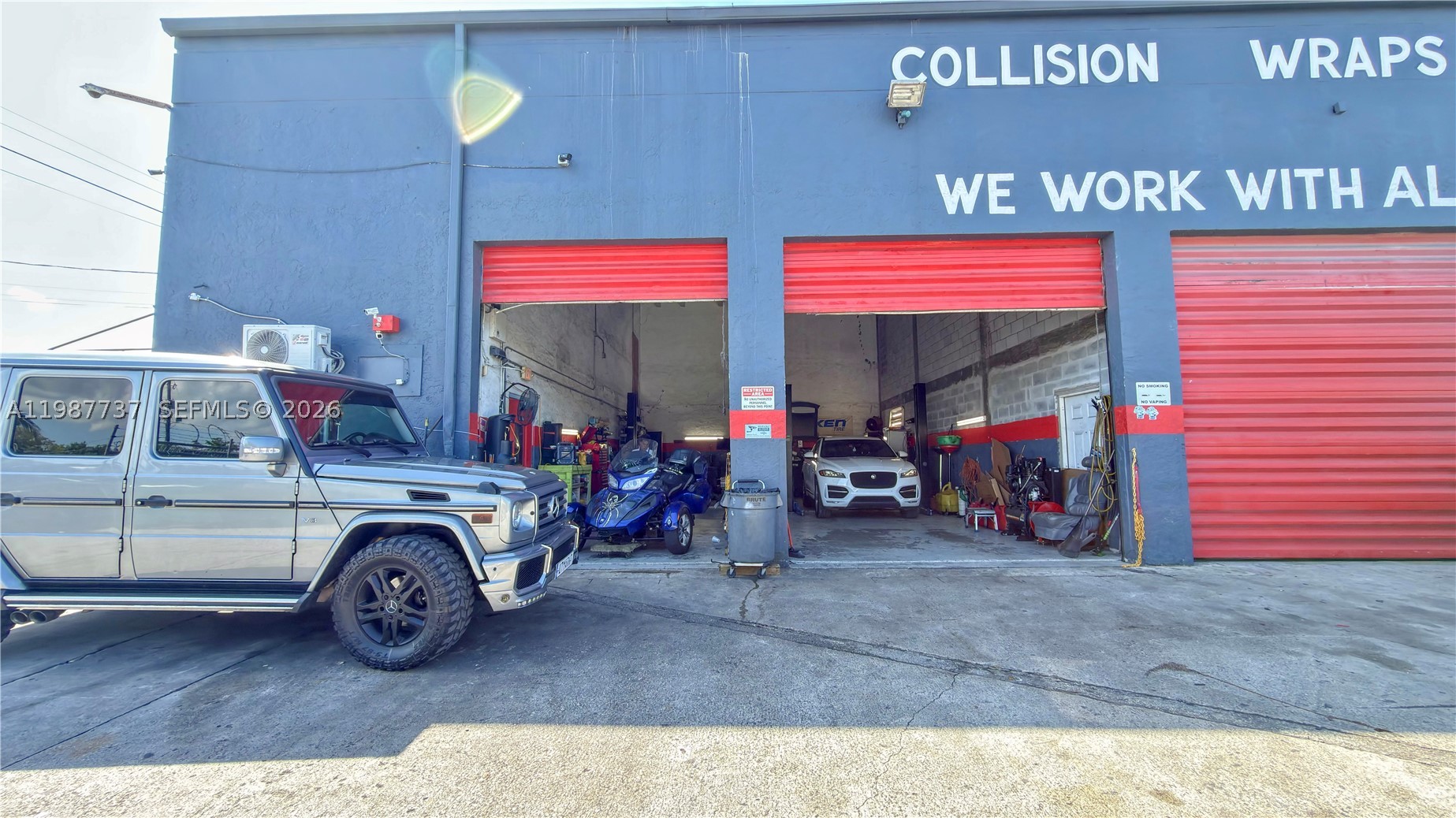 Profitable Mechanic Shop For Sale In West Park / Hollywood — photo