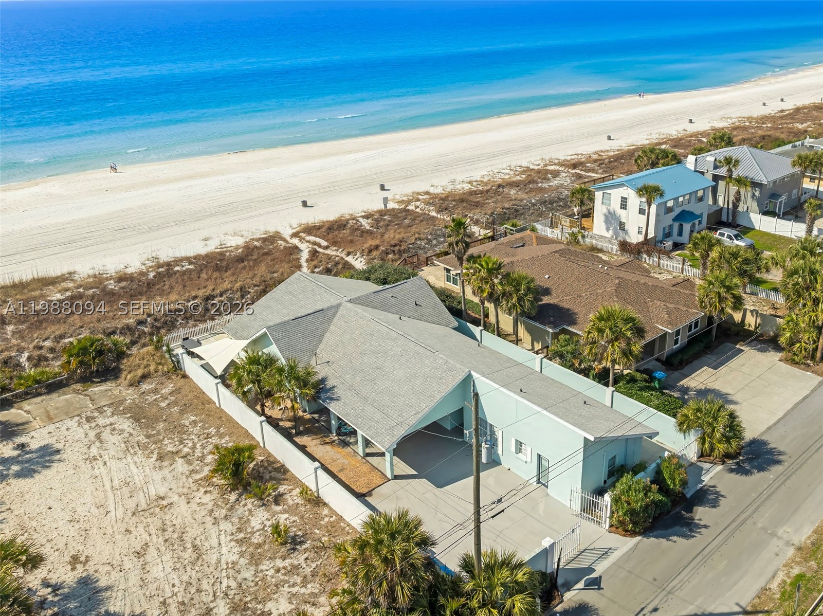 13011 Oleander Dr — photo