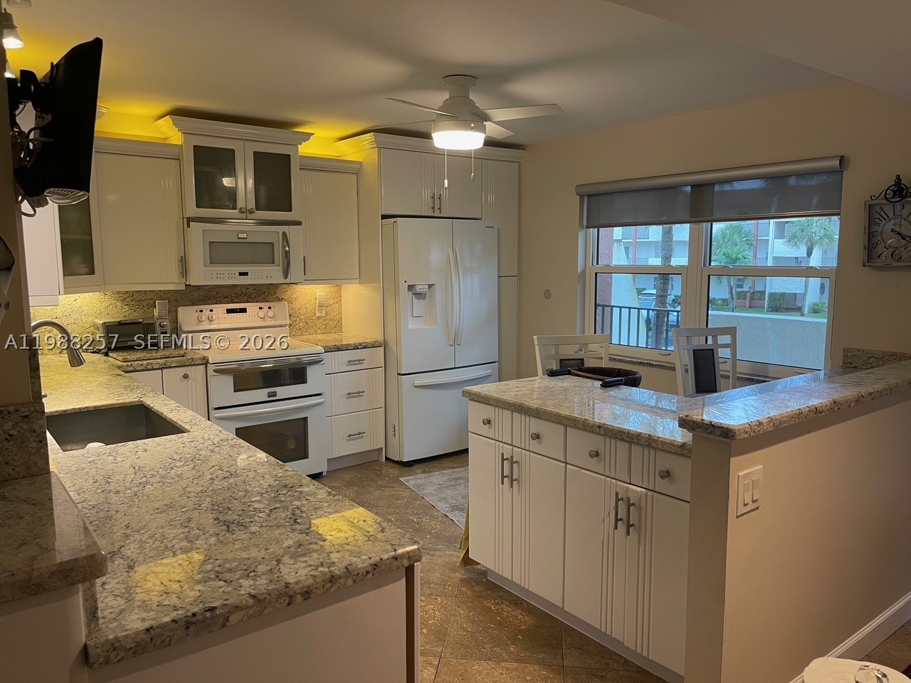 281 S Hollybrook Dr 50-205 — photo
