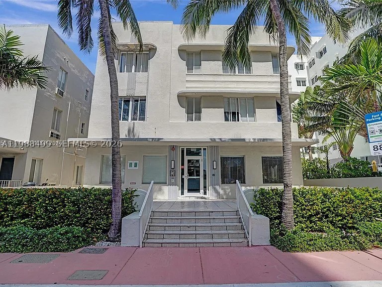 3710 Collins Ave N-310 — photo