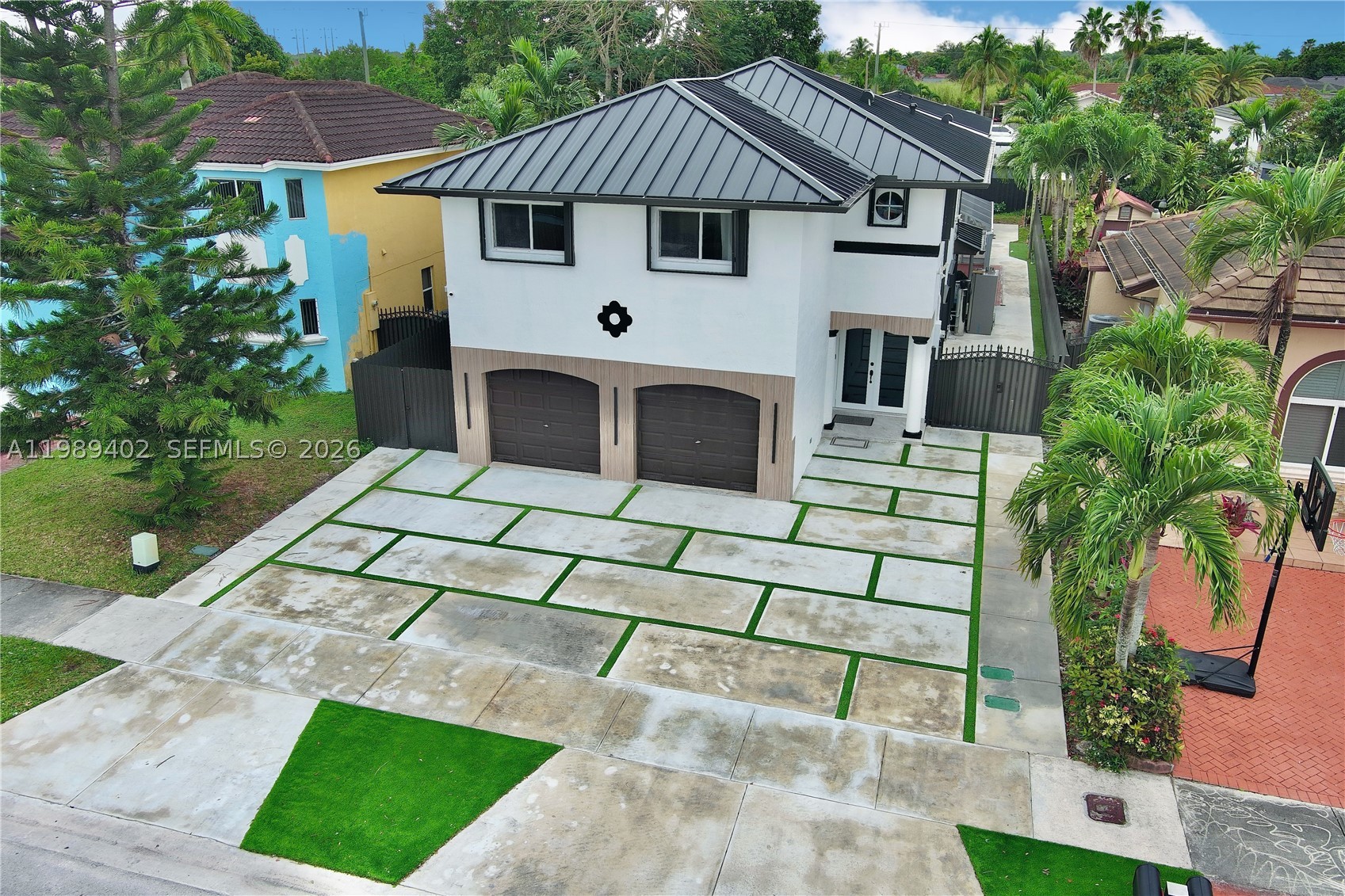 14052 SW 167th Ter — photo