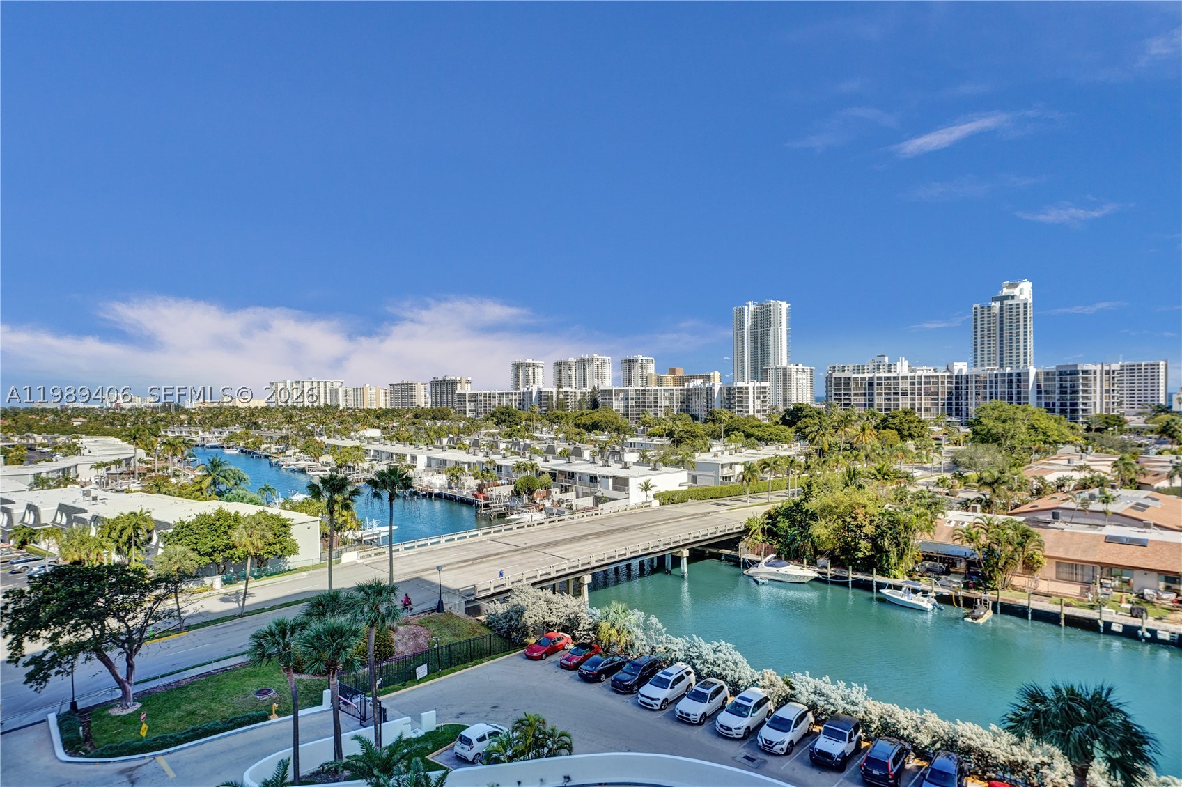 2500 Parkview Dr 808 — photo