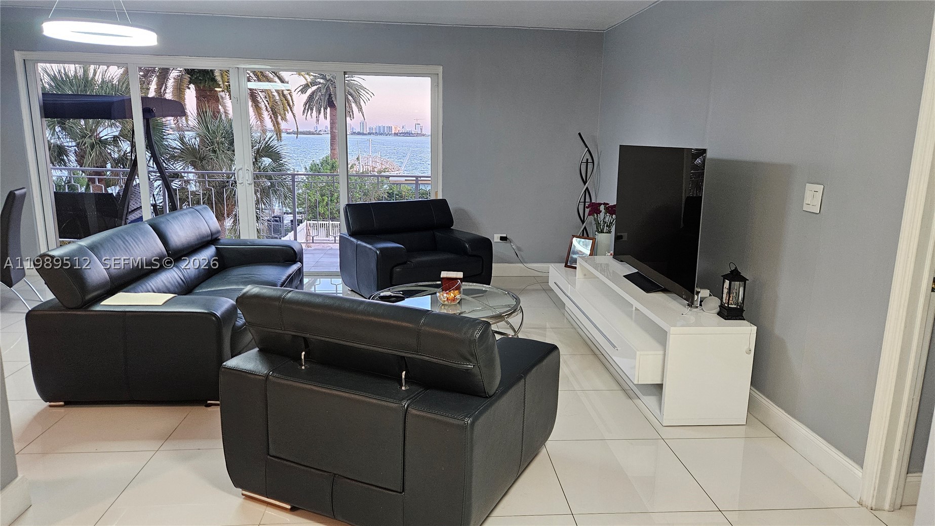 11111 Biscayne Blvd 3F — photo