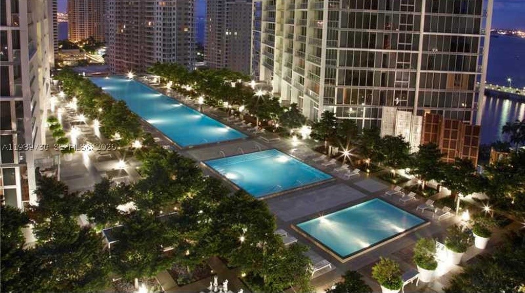 475 Brickell Ave 5111 — photo