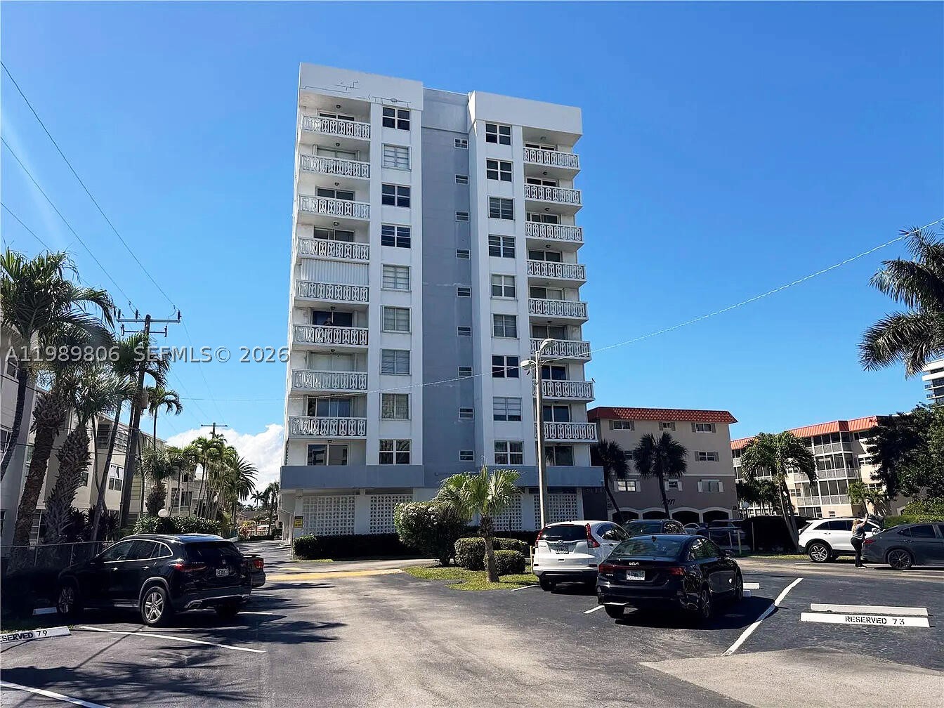 3113 S Ocean Dr 504 — photo