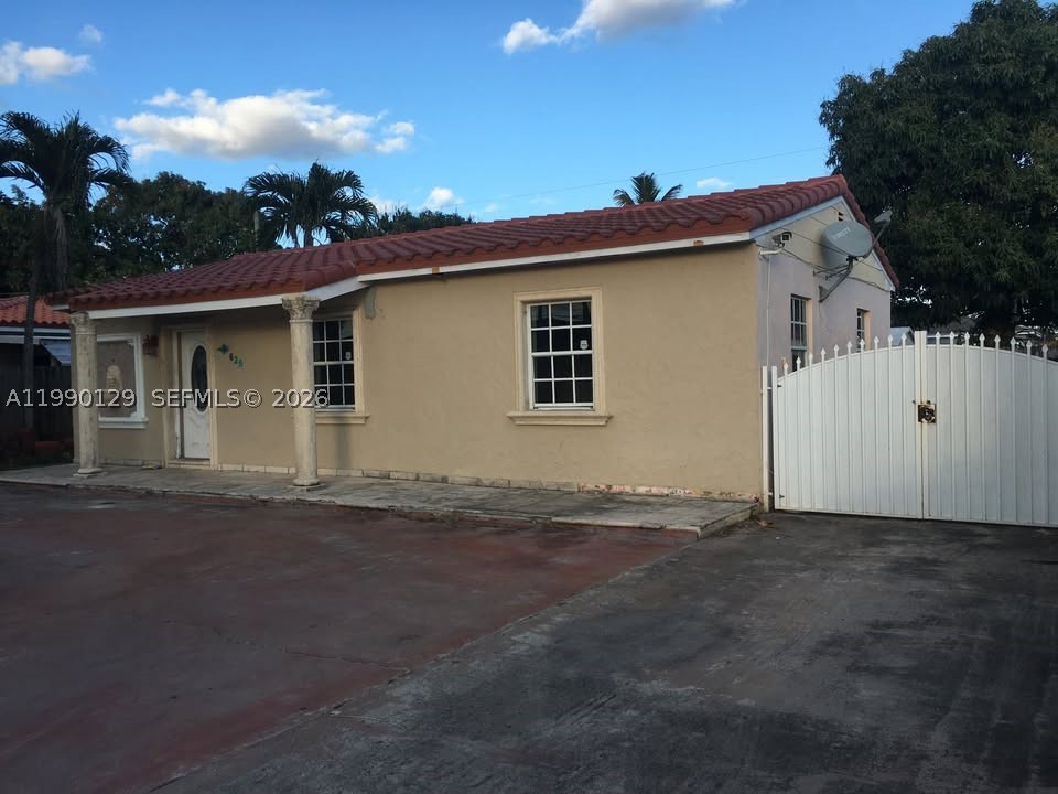 625 E 8th Court, Hialeah, FL 33010 — photo 2