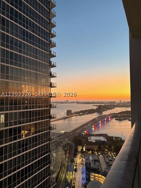 1040 Biscayne Blvd 2605 — photo