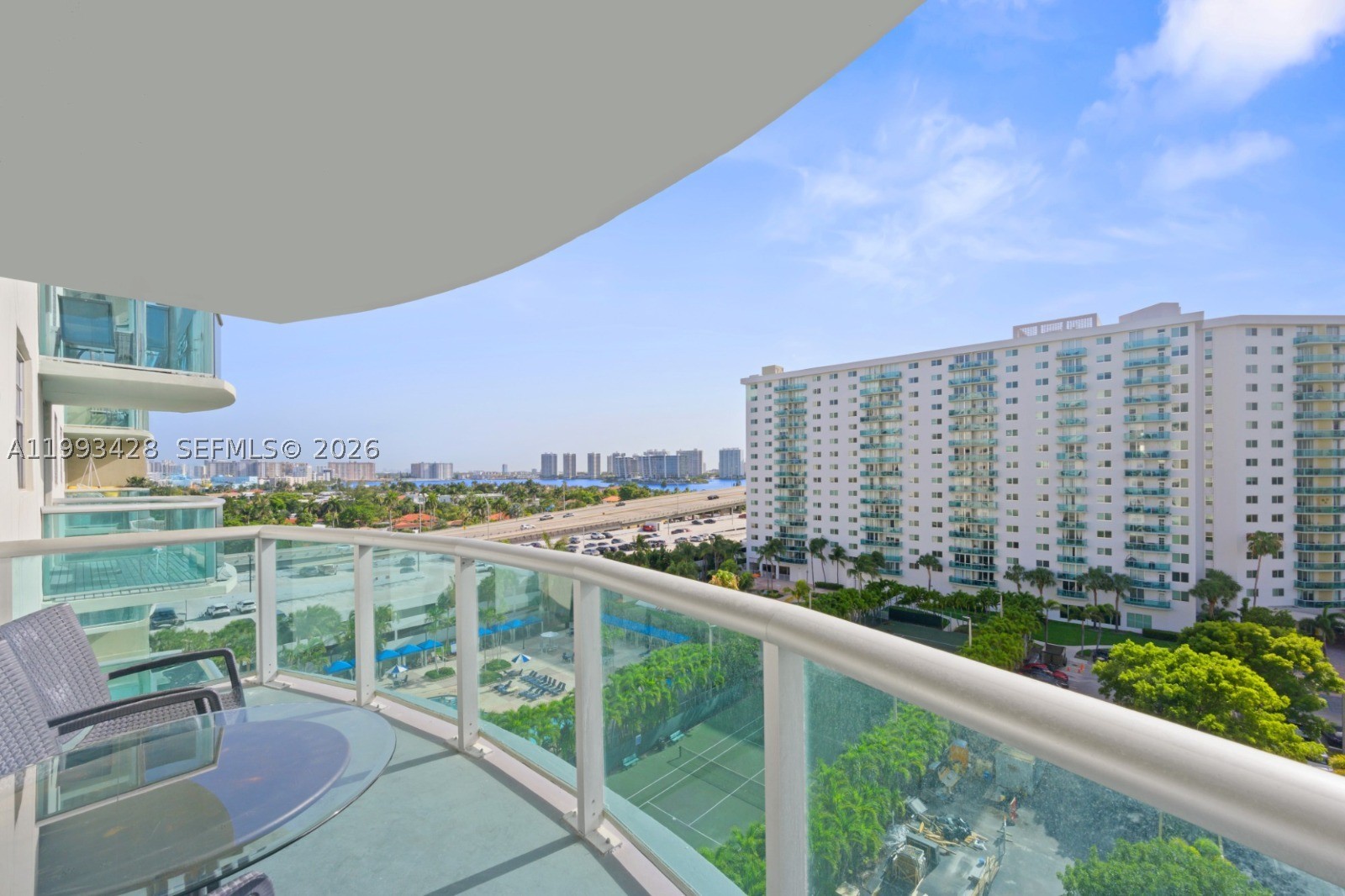 19370 Collins Ave 916 — photo