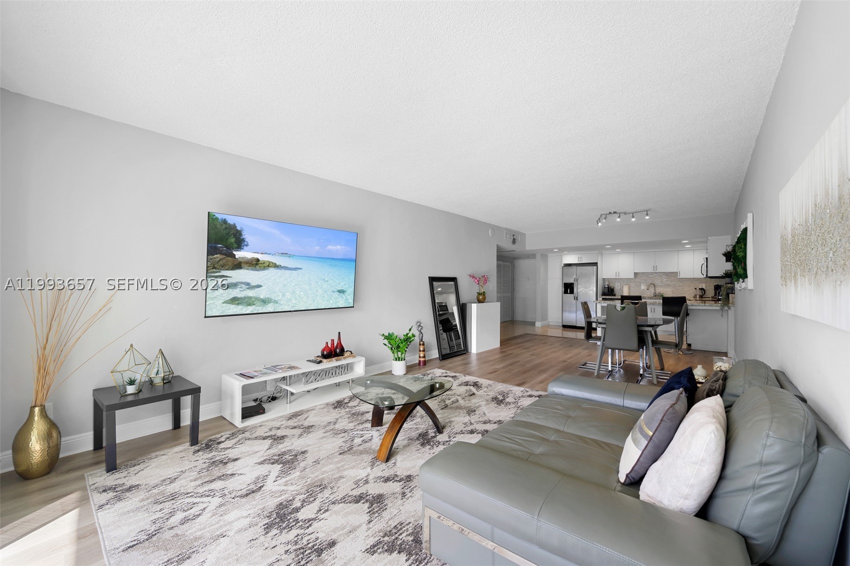 19370 Collins Ave 225 — photo