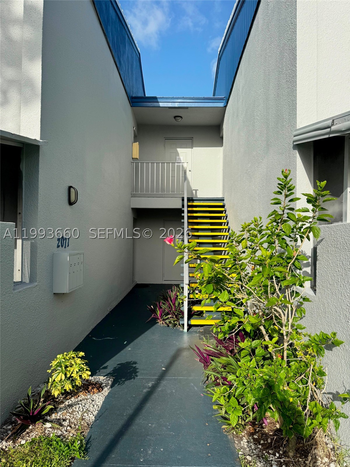 2071 NW 46th Ave 104I — photo