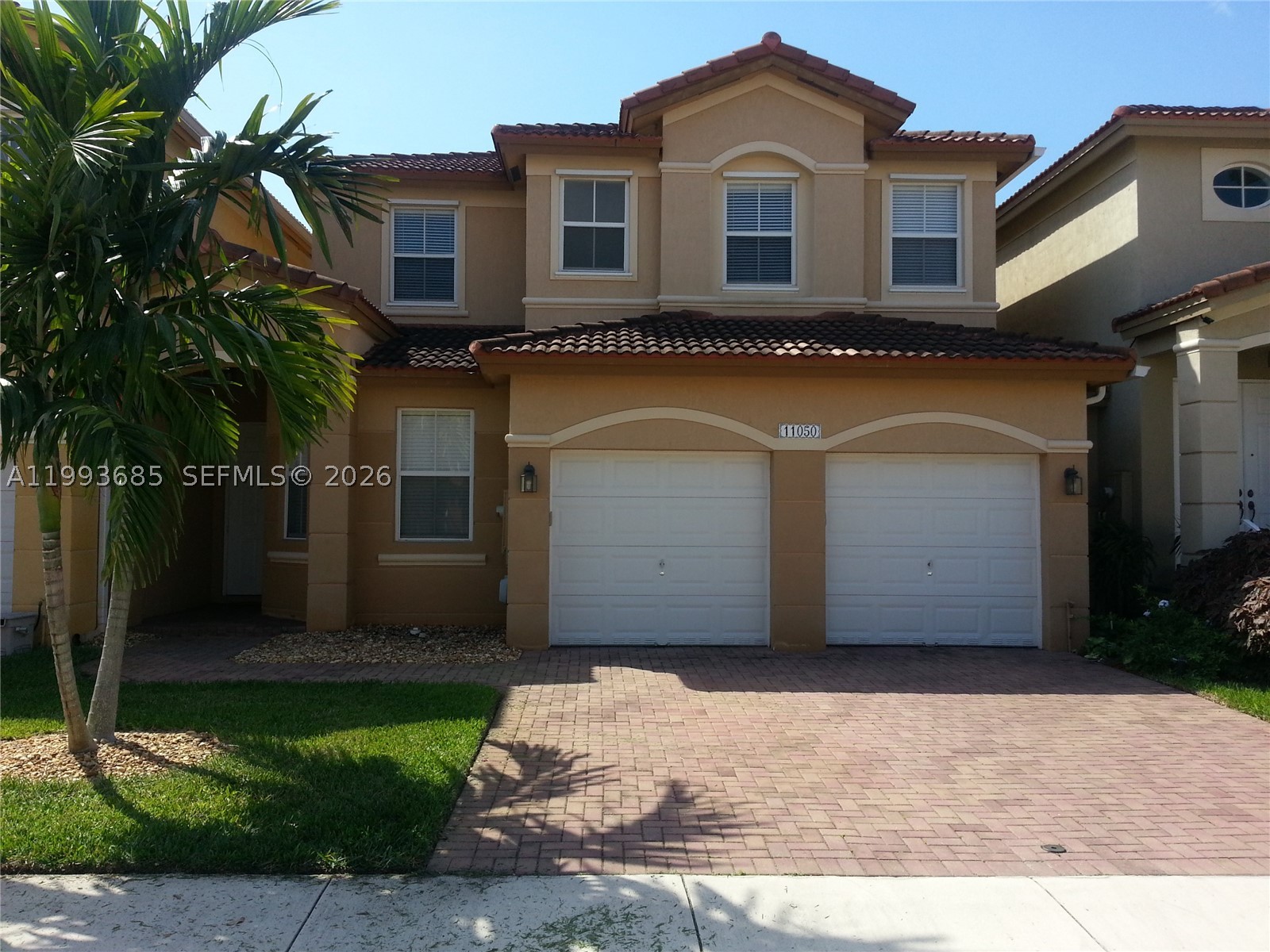 11050 NW 86th Ter . — photo