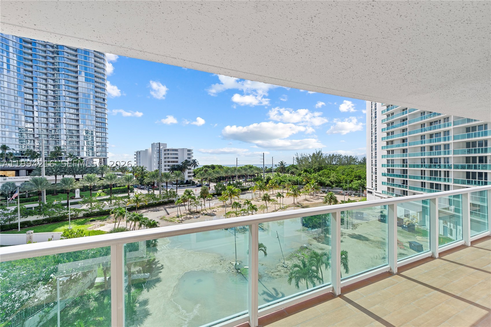 100 Bayview Dr 507 — photo