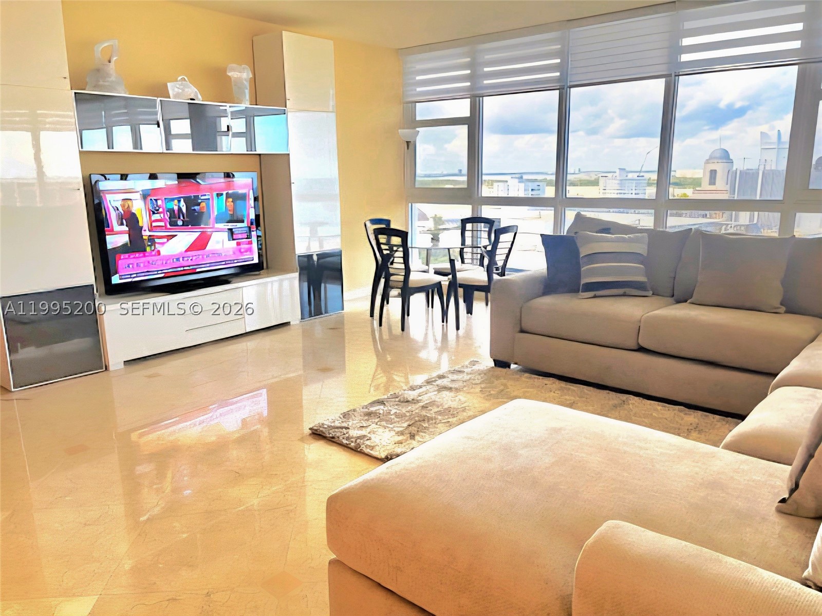 100 Lincoln Rd Ph4 — photo